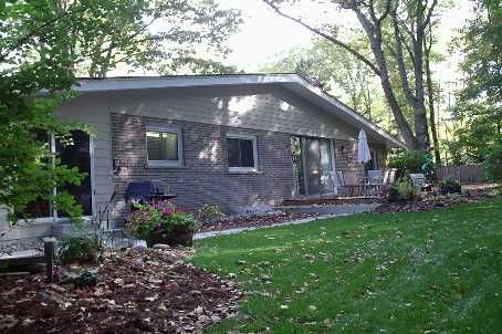 344 Dalewood Dr, Oakville, L6J4P5 | Image 2