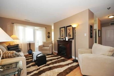 Unit 204 — 3 Dayspring Circ, Brampton - Goreway Drive Corridor image-0-2