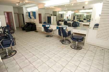 1657 Weston Rd, Toronto, M9N1V2 | Image 3