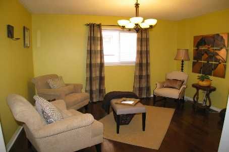 7068 Rosehurst Dr, Mississauga, L5N6Y8 | Image 2