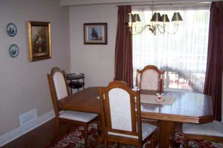 4199 Gayling Gdns, Mississauga, L5L1Z8 | Image 3