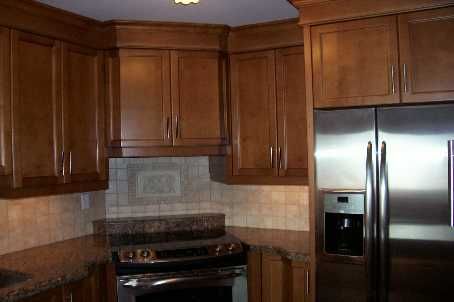 703 - 2345 Confederation Pkwy, Mississauga, L5B2H3 | Image 2