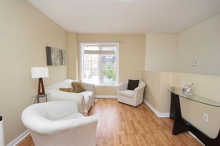 22 - 1525 South Parade Crt, Mississauga, L5M6E9 | Image 3