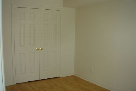 22 - 37 Four Winds Dr, Toronto, M3J1K7 | Image 3