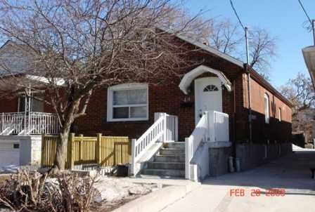 Detached House sold at 49 Cordella Avenue, Toronto, Rockcliffe-Smythe, M6N2J7 - MLS: W1663982