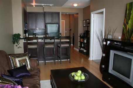 1603 - 3939 Duke Of York Blvd, Mississauga, L5B4N2 | Image 2