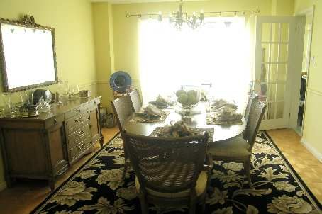 21 Bristol Ave, Brampton, L6X2B1 | Image 3