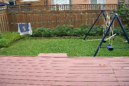 133 Pressed Brick Dr, Brampton, L6V2C1 | Image 3