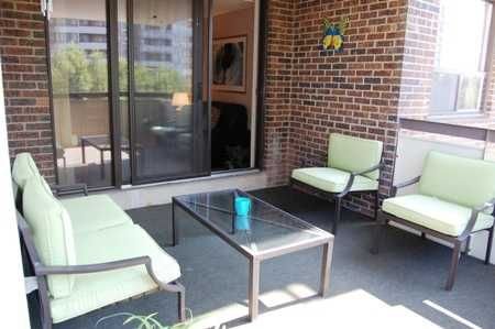 506 - 3 Lisa St, Brampton, L6T4A2 | Image 2