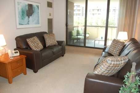 506 - 3 Lisa St, Brampton, L6T4A2 | Image 3