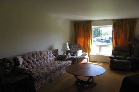 11 Beechwood Cres, Brampton, L6T1X9 | Image 3