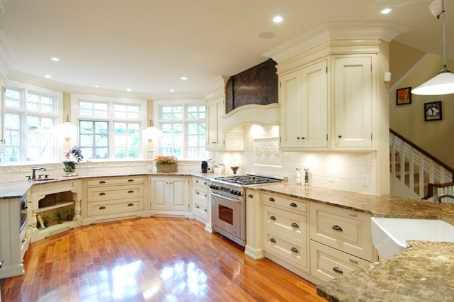 1554 Birchwood Dr, Mississauga, L5J1T6 | Image 3