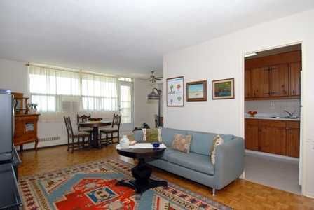 1210 - 541 Blackthorn Ave, Toronto, M6M5A6 | Image 3