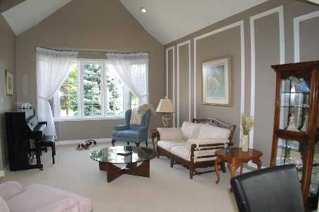 2432 Marisa Crt, Mississauga, L5K2P5 | Image 2