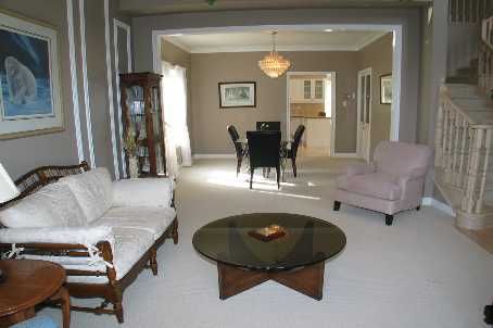 2432 Marisa Crt, Mississauga, L5K2P5 | Image 3