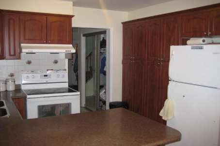 48 Cortez Crt, Brampton, L6X3Y9 | Image 3