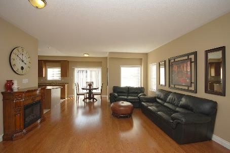 3260 Respond Rd, Mississauga, L5M7X4 | Image 2