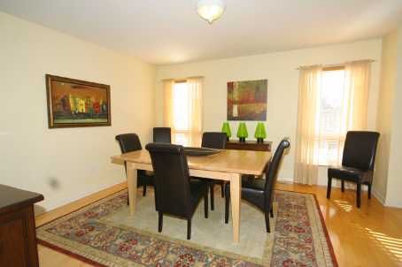 17 Patience Dr, Brampton, L7A2S6 | Image 3