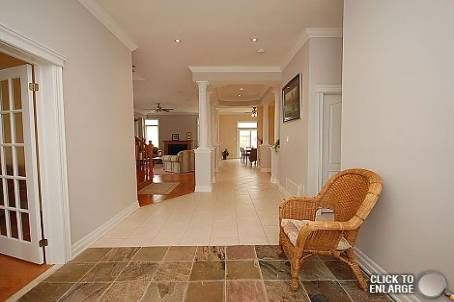 5 Farina Dr, Brampton, L6P0E3 | Image 2