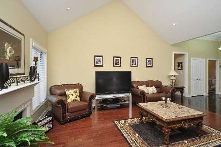 48 Brookhaven Cres, East Garafraxa, L9W2Y9 | Image 3