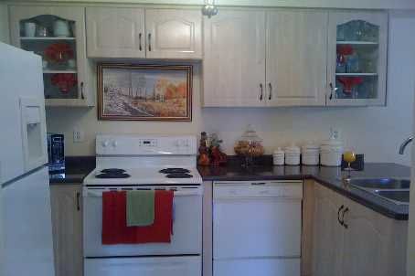 107 Clover Bloom Rd, Brampton, L6R1S6 | Image 3