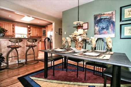 2 Rufford Rd, Toronto, M8W4V4 | Image 3