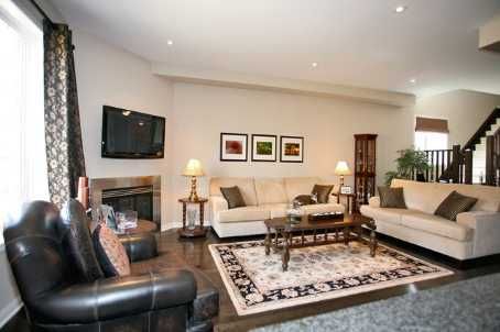 2388 Stone Glen Cres, Oakville, L6M0C8 | Image 3