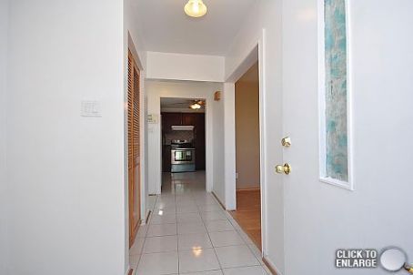 51 Davenport Cres, Brampton, L6T3L5 | Image 2