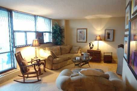 1707 - 2645 Kipling Ave, Toronto, M9V3S6 | Image 3