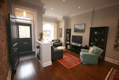 50 Gwynne Ave, Toronto, M6K2C4 | Image 2