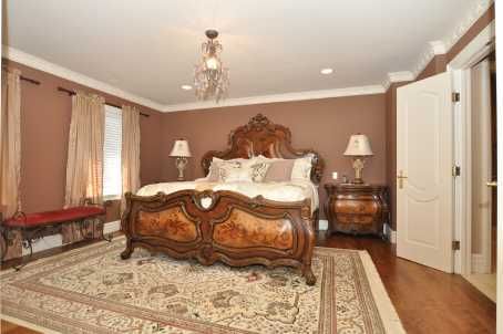 1540 Mississauga Rd, Mississauga, L5H2K1 | Image 2