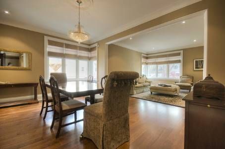 1049 Cedar Grove Blvd, Oakville, L6J2C2 | Image 3