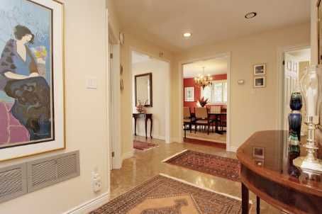 7 Ashley Park Rd, Toronto, M9A4C9 | Image 3