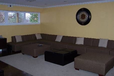 90 Main St S, Brampton, L6W2C7 | Image 2