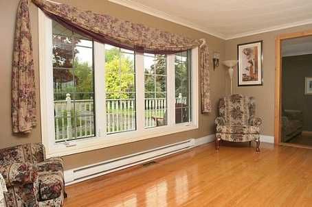 1741 Countryside Dr, Brampton, L6T3S1 | Image 2
