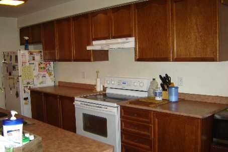 3822 Spicewood Way, Mississauga, L5N7W3 | Image 2