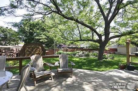 66 Lawndale Cres, Brampton, L6S3L4 | Image 3