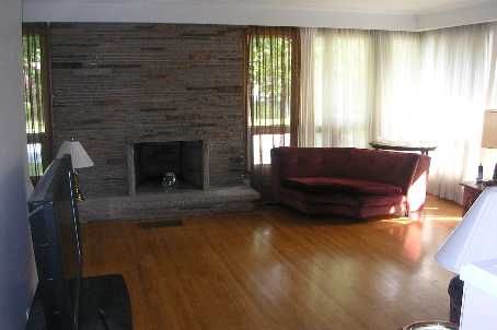 21 Sturton Rd, Toronto, M9P2C7 | Image 2