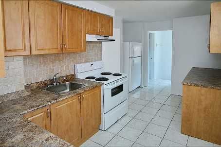 128 Dynevor Rd, Toronto, M6E3X2 | Image 2