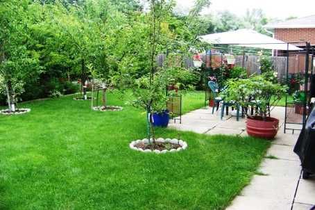 4 Manorcrest St, Brampton, L6S2W9 | Image 2