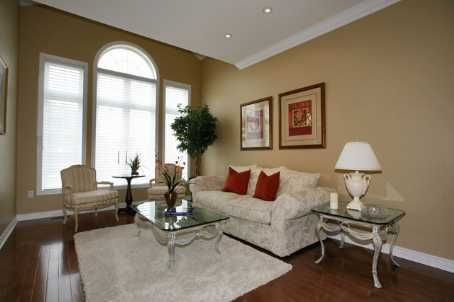 1534 Craigleith Rd, Oakville, L6H7V7 | Image 2