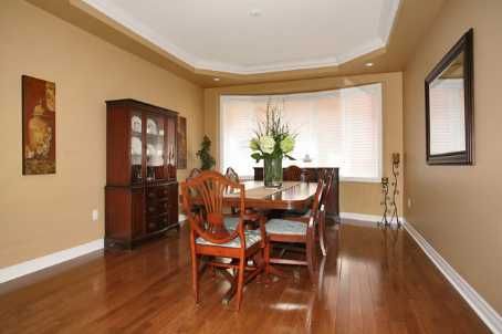 1534 Craigleith Rd, Oakville, L6H7V7 | Image 3