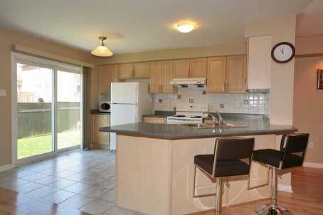 926 Thompson Rd S, Milton, L9T0L7 | Image 3