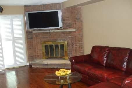 476 Bud Gregory Blvd, Mississauga, L4Z2K4 | Image 2