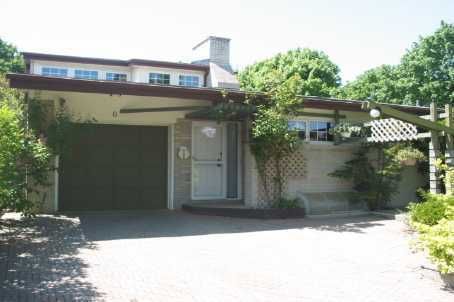 6 Masseygrove Cres, Toronto - Mount Olive-Silverstone-Jamestown image-0-0