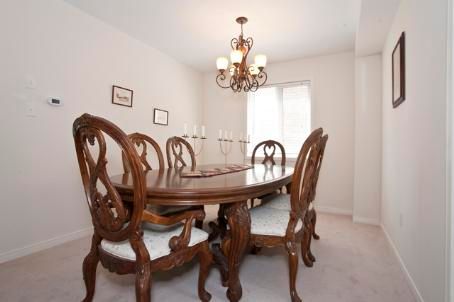 158 Lavery Hts, Milton, L9T0V4 | Image 3