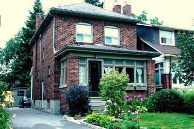 Detached House sold at 7 Methuen Avenue, Toronto, Ontario, M6S1Z7 - Lambton Baby Point - MLS: W1929926