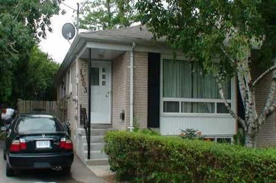 Semi-Detached House leased at 1303 Freeport Drive, Mississauga, Ontario, L5C1S5 - Erindale - MLS: W1931510
