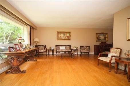 47 Larry St, Caledon, L7C1K8 | Image 2