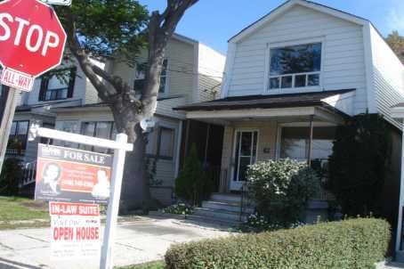 Detached House sold at 61 Castleton Avenue, Toronto, Rockcliffe-Smythe, M6N3Z7 - MLS: W1957988